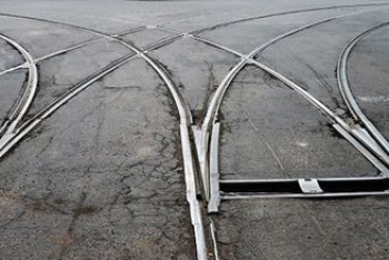 Фотография к новости: Одну из улиц в Алматы перекроют из-за демонтажа трамвайных путей 