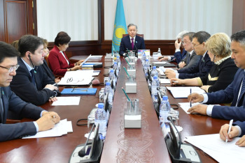 Фотография к новости: Мажилис рассмотрит проект поправок в республиканский бюджет на 2018-2020 годы