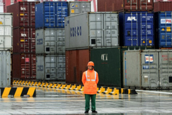 Фотография к новости: Кулибаев предложил создать оптово-розничные центры и исключить посредников в торговле