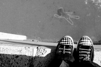 Фотография к новости: Самоубийство школьницы в Актау: в смерти ребёнка родители винят учителя 