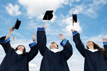 Фотография к новости: Российские вузы выделили 10 тысяч грантов для казахстанцев 