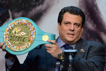 Фотография к новости: Глава WBC назвал возможный бой Головкина и Чарло