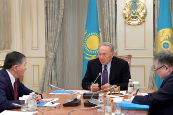 Старшеклассники должны учиться на английском языке – Назарбаев