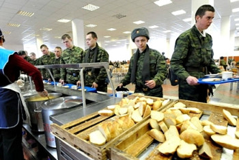 Фотография к новости: На 900 тенге в день будут кормить казахстанских военнослужащих 