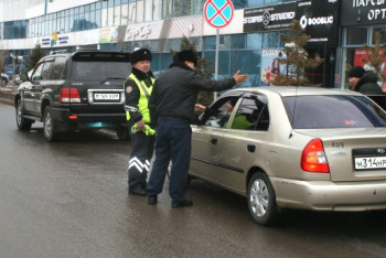 Фотография к новости: Рейд проводит на платных автопарковках полиция Астаны