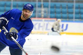 Фотография к новости: Капитан "Барыса"  вошел в ТОП-15 самых высокооплачиваемых хоккеистов КХЛ