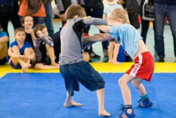 Бесплатные секции грэпплинга откроют в школах Астаны