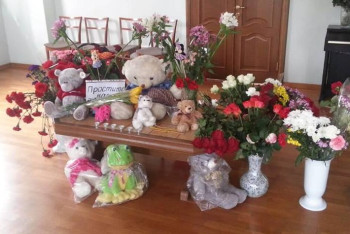 Фотография к новости: Алматинским детям передадут игрушки с акции памяти о жертвах в Кемерово