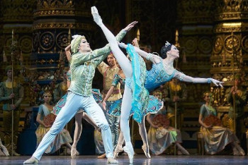 Фотография к новости: Мировые звёзды балета встретились со студентами хореографического училища в Алматы