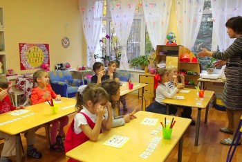 Фотография к новости: Вместо воспитателей в детсадах работают учителя - акимат Алматы 