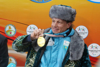 Приятно, когда флаг Казахстана висит выше других - Колядин о своей победе в Пхёнчхане