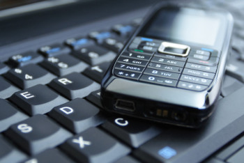 Фотография к новости: Телефон информслужбы в Костанае запустил ДУИС после отравления заключенных 