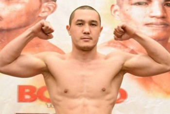 Фотография к новости: За минуту Арман Рысбек нокаутировал аргентинского боксера 