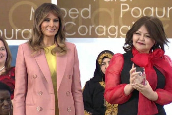 За храбрость: казахстанский адвокат Умарова получила награду из рук Меланьи Трамп