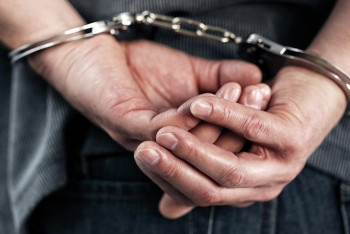 Фотография к новости: Пропажа 15 млн тенге из подожённой квартиры: задержаны подозреваемые