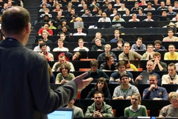 Фотография к новости: Венгерскому языку планируют обучать казахстанских студентов