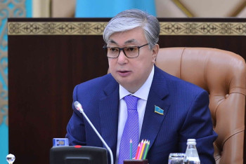 Фотография к новости: С юбилеем работников казахстанского телевидения поздравил Токаев