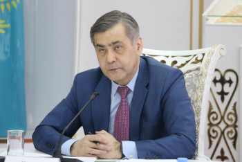 Фотография к новости: Решить проблемы хосписов неправительственные организации призвал Ермекбаев 