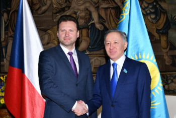 Фотография к новости: Чешский опыт регулирования инноваций заинтересовал казахстанских депутатов 