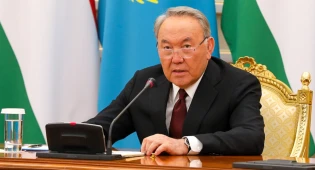 Назвать одну из улиц Астаны именем таджикского поэта-мыслителя поручил Назарбаев  