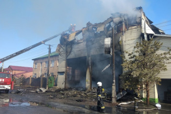 Фотография к новости: Пожар в столичном коттедже: погибли женщина и ребенок  