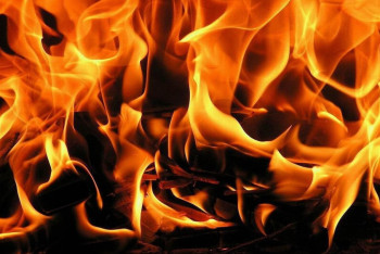 Фотография к новости: В одном из общежитий Алматы произошёл пожар, эвакуированы 230 человек 