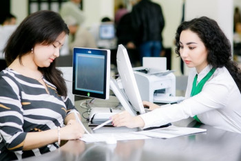 Фотография к новости: Жители Алматы стали меньше жаловаться на работу ЦОНов