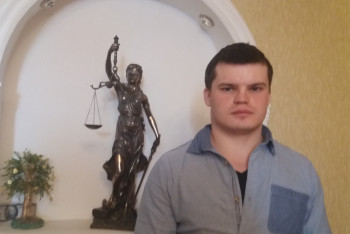 Фотография к новости: Ставший инвалидом актюбинец не может взыскать с работодателя компенсацию