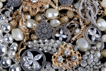 Фотография к новости: В Казахстане выросла цена на ювелирные украшения из золота и серебра