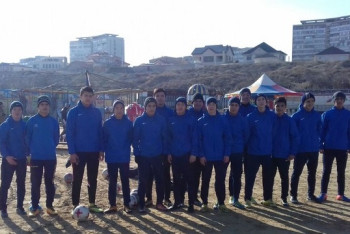 Фотография к новости: Закрыть зоопарк на футбольном поле требуют жители Актау 