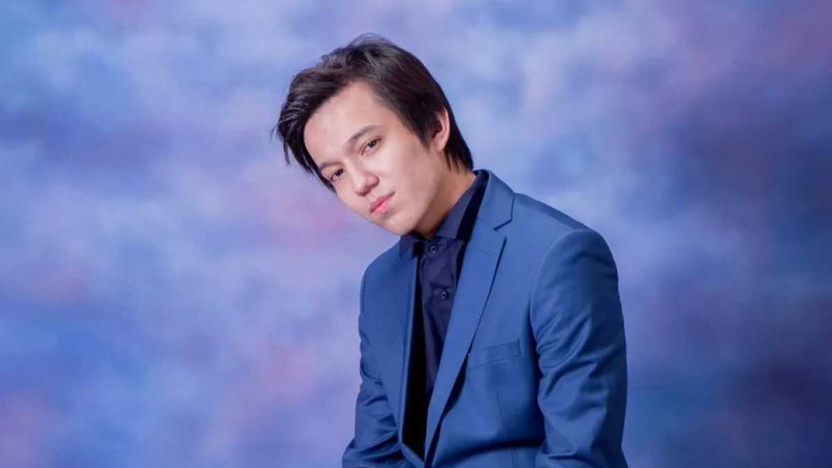 Вопросы о Димаше Кудайбергене появились в тестах для школьников Китая