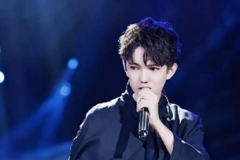 Фотография к новости: Он потрясающий - голосом Димаша Кудайбергенова восхищаются в итальянской опере