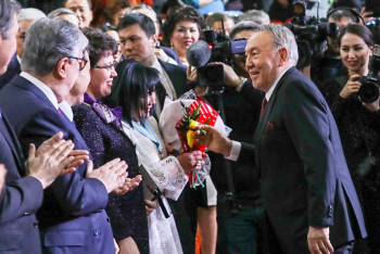 Нет такой сферы, где женщины не смогли бы достичь успеха – глава государства 