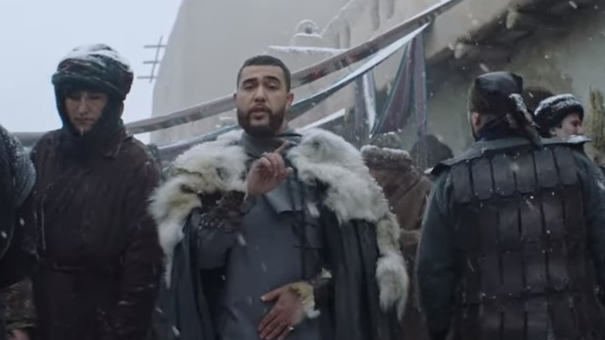 скриншот с видео