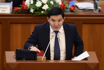 Фотография к новости: Об условиях содержания задержанного кыргызского депутата сообщил омбудсмен РК  