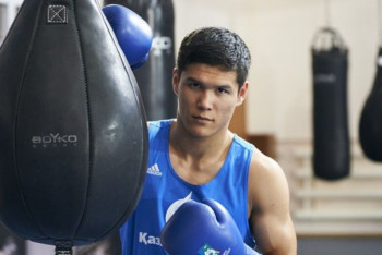 Фотография к новости: Данияр Елеусинов проведёт бои в Нью-Йорке и Лондоне