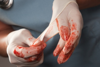 Фотография к новости: По факту смерти роженицы в Актобе возбуждено уголовное дело