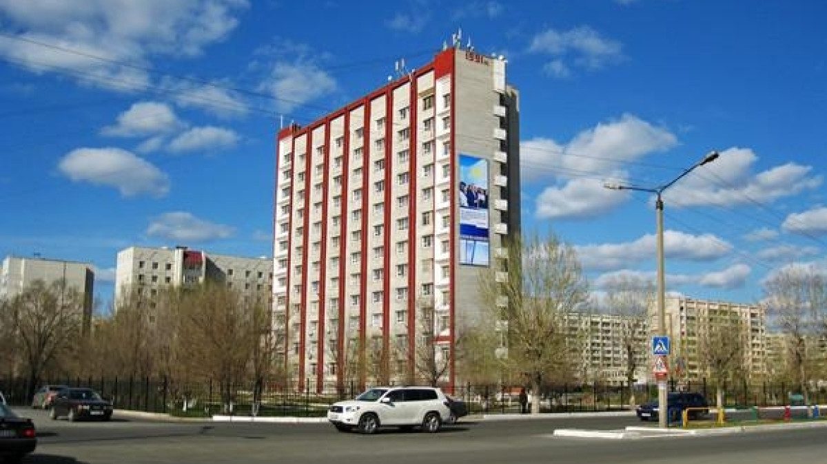 Сотрудники вуза Семея написали коллективную жалобу на ректора 