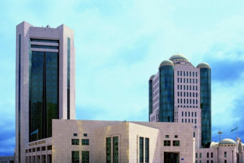 Фотография к новости: Нигматулин подписал распоряжение о созыве совместного заседания палат Парламента