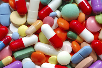 Фотография к новости: Омбудсмен обеспокоен затягиванием закупа бесплатных лекарств для населения