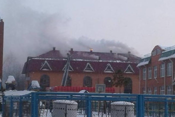 Развлекательный центр горит в Петропавловске