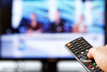 Фотография к новости: Казахстанцы тратят два часа в день на телевизор - МИК 