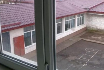 Фотография к новости: Девятиклассница выпрыгнула из окна школы в Шымкенте