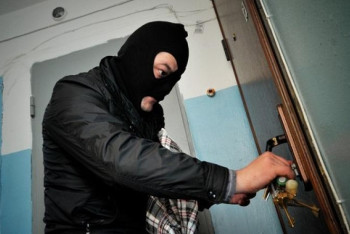 Фотография к новости: Жителей Жамбылской области задержали за серию квартирных краж в Астане  