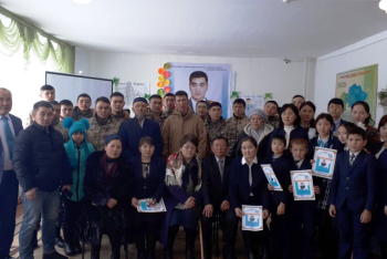 Фотография к новости: Школе присвоили имя десантника, погибшего во время коксайской трагедии 