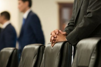 Три ограничения для госслужащих могут внести в закон о религии в РК