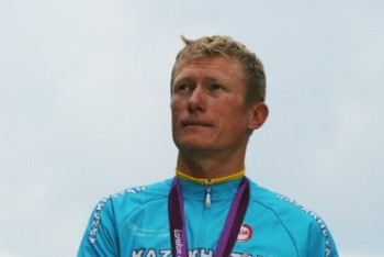 Фотография к новости: Велокоманда "Астана" под угрозой закрытия – Винокуров