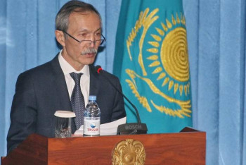 Фотография к новости: Глава горздрава отчитал акушеров за материнскую смертность в Алматы