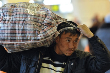 Фотография к новости: На кыргызстанца завели дело за нежелание покидать Казахстан