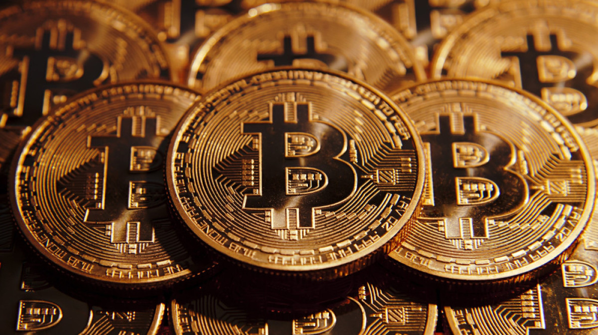 Закрыты два уголовных дела по факту майнинга криптовалют в Минфине